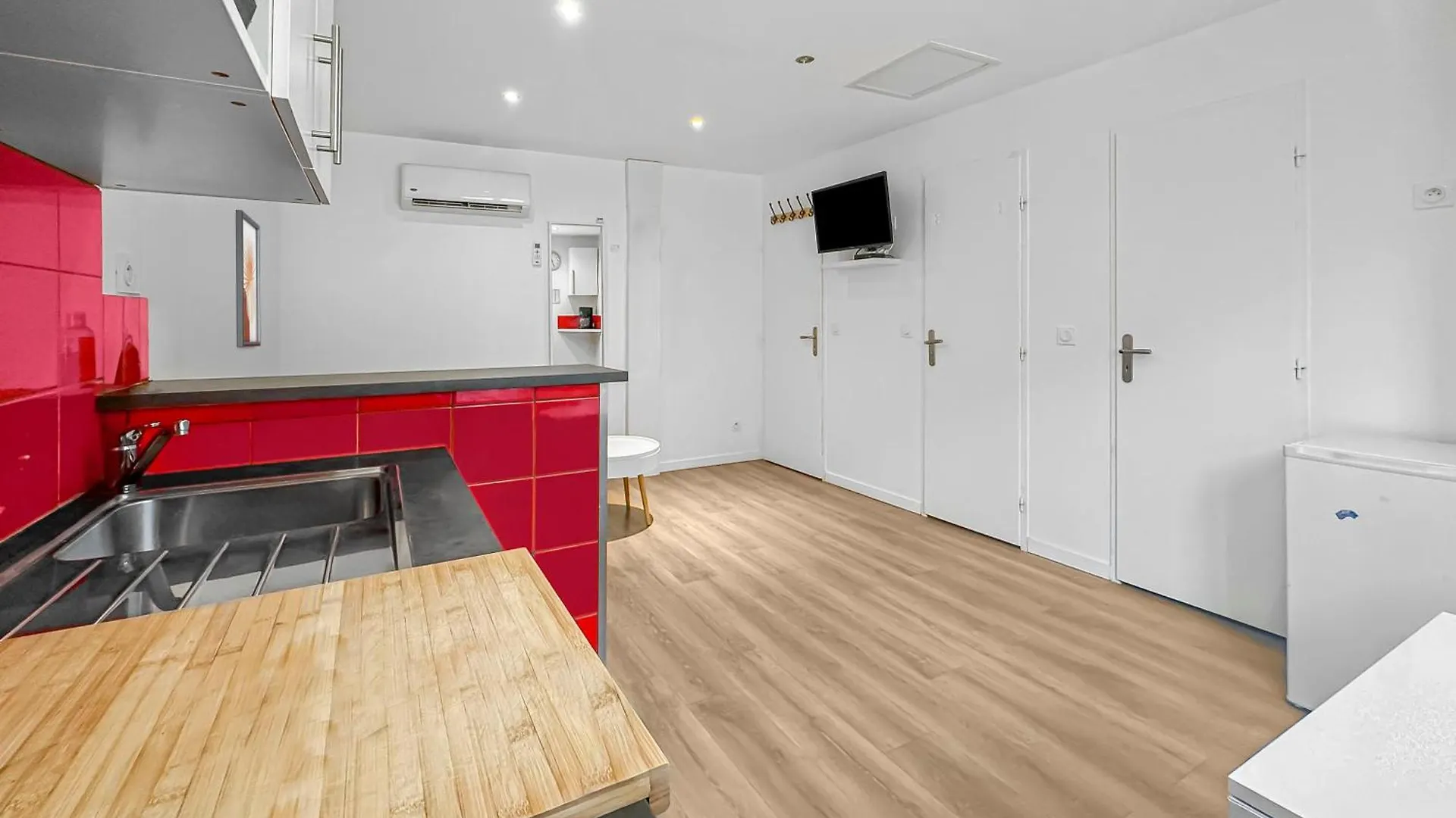 Retraite Bucolique A Leyment Apartment